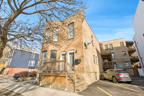 $625,000 | 2427 North Seminary Avenue, Unit 1, Chicago, IL 60614