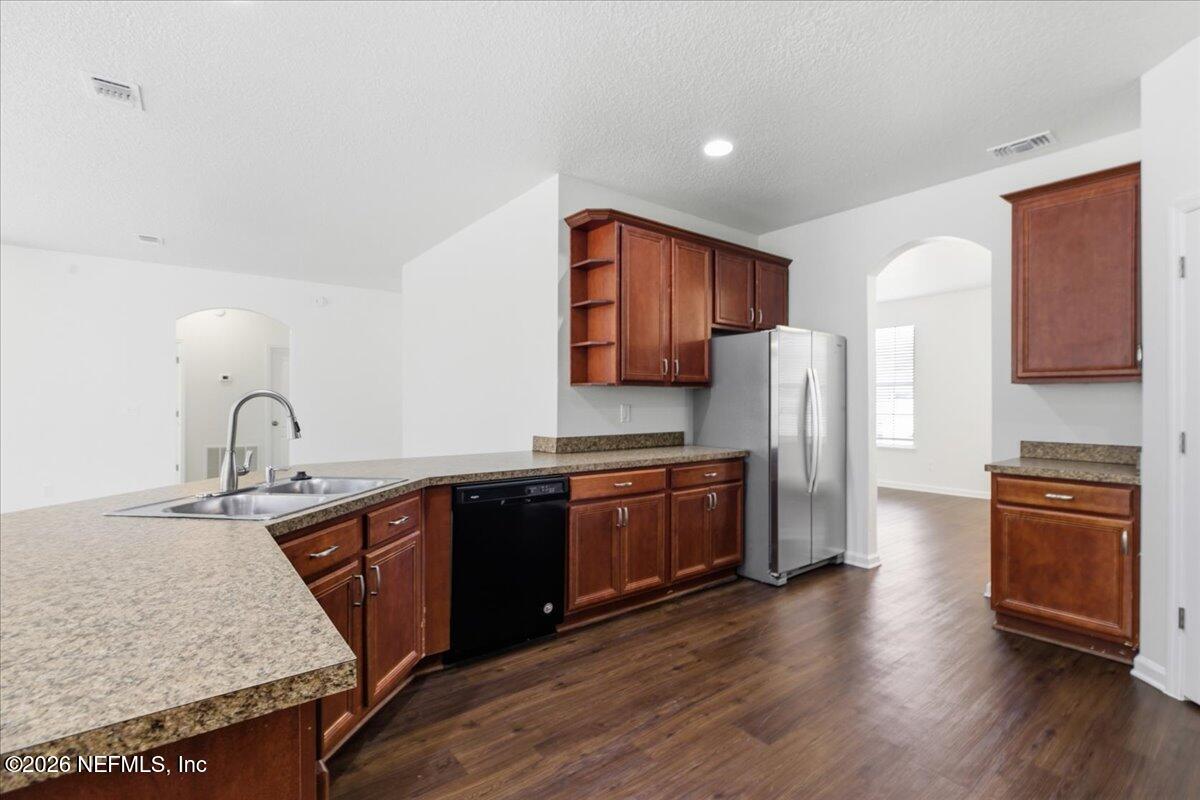 10604 Wesson Way Jacksonville, FL 32221 - Photo 5 of 17 05-Kitchen