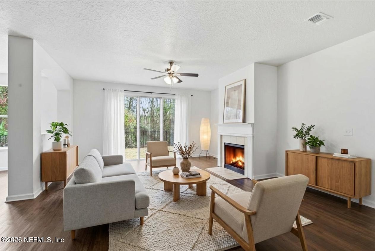 10604 Wesson Way Jacksonville, FL 32221 - Photo 7 of 17 07-Family Room-copy