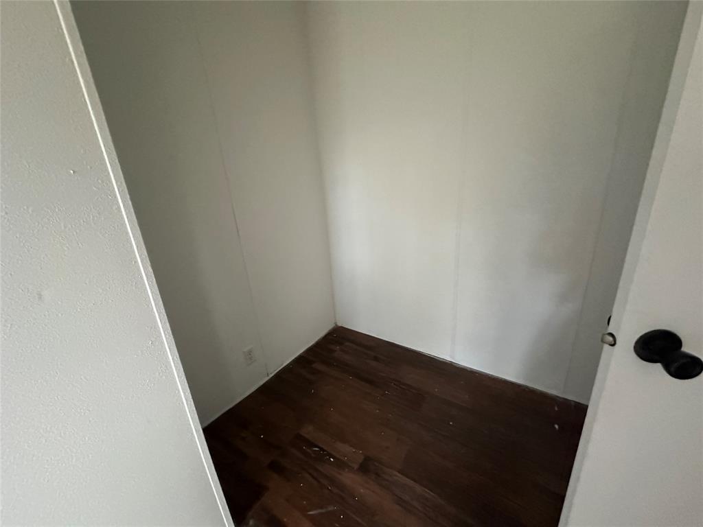 230 Largo Street Bonham, TX 75418 - Photo 22 of 34 a view of a small space