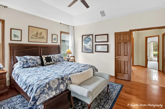 a bathroom with a sink vanity and a mirror
