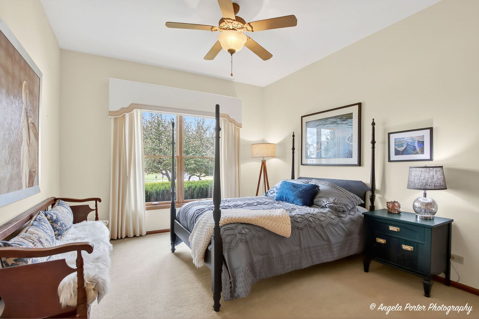 10910 Partridge Trail Richmond, IL 60071 - Photo 32 of 62 a bedroom with a bed and a couch