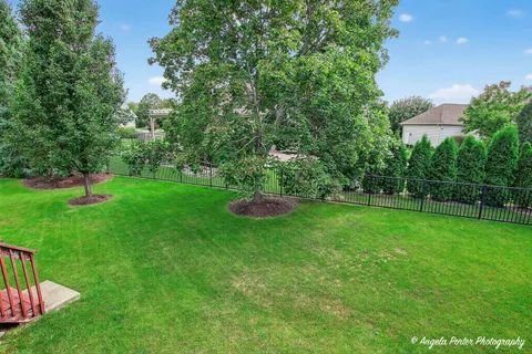 $525,000 | 10910 Partridge Trail, Richmond, IL 60071