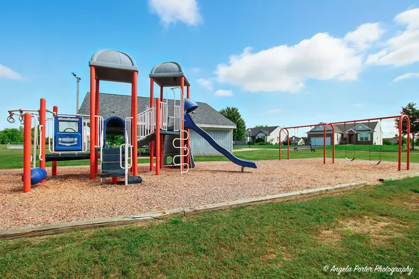 $525,000 | 10910 Partridge Trail, Richmond, IL 60071