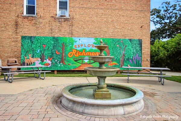 $525,000 | 10910 Partridge Trail, Richmond, IL 60071