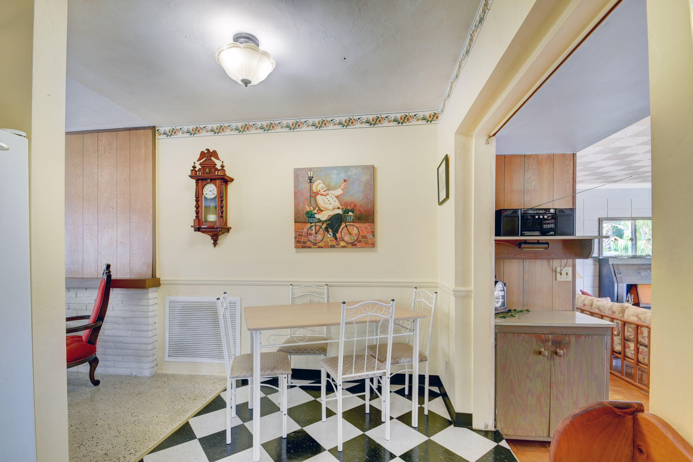 323 Putnam Ranch Road West Palm Beach, FL 33405 - Photo 12 of 27 dining area