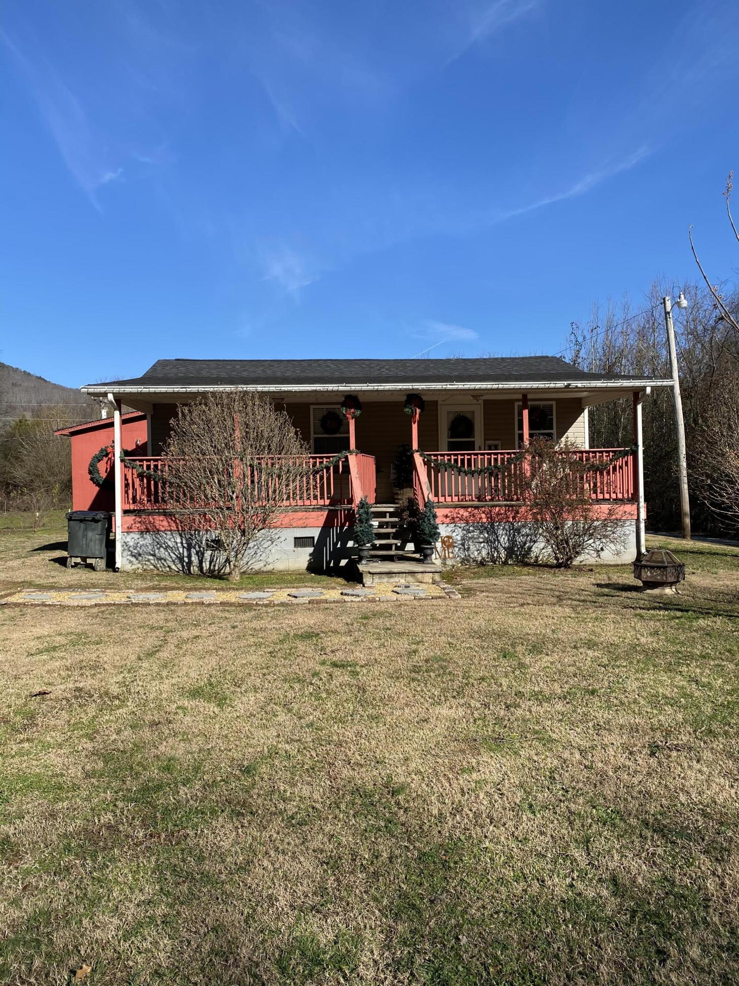 232 Coppinger Cove Road Sequatchie, TN 37374 - Photo 2 of 16 Front view