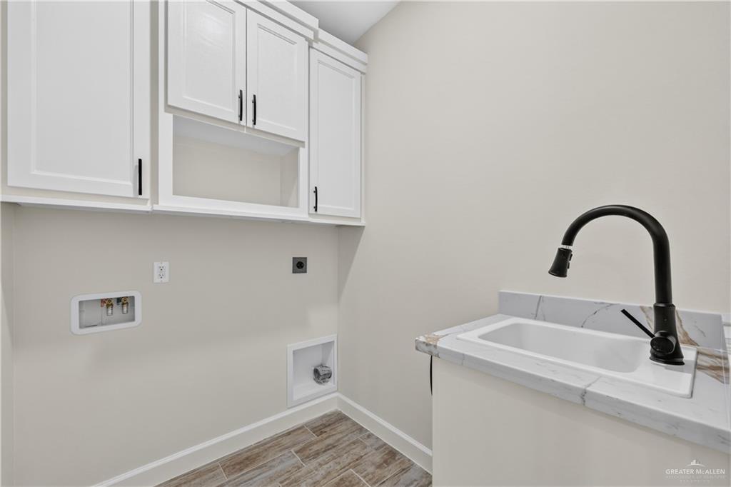 806 La Laguna Road Mission, TX 78572 - Photo 22 of 30