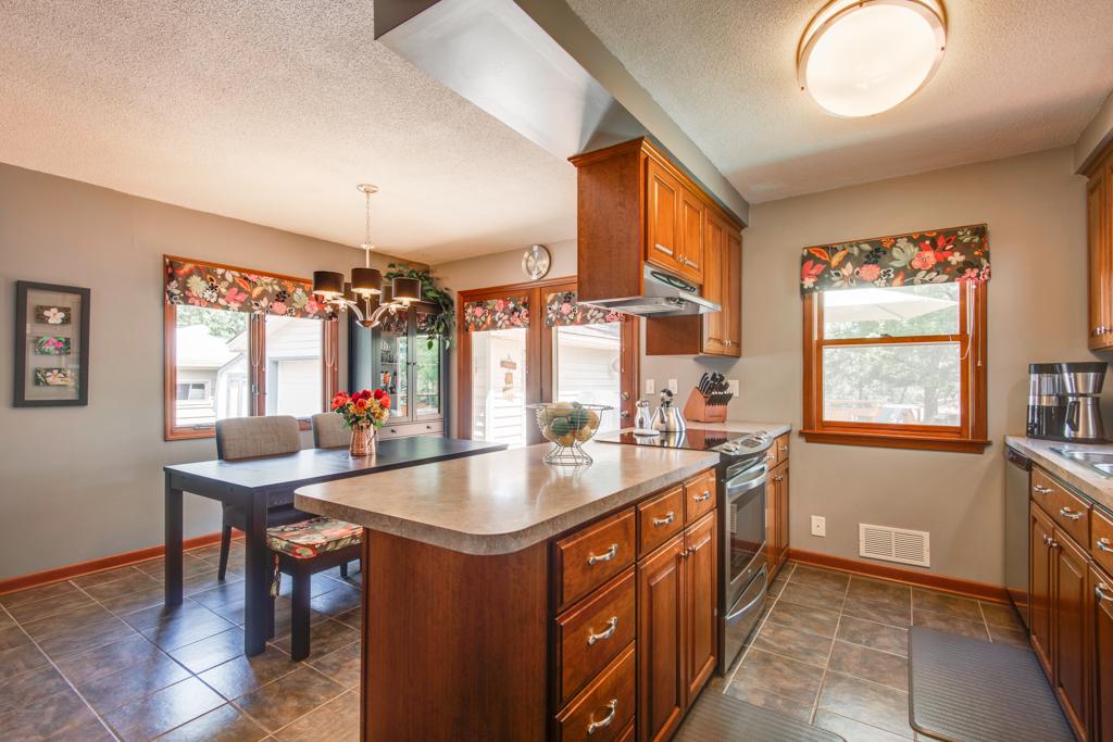 8917 Morris Road Bloomington, MN 55437 - Photo 22 of 42