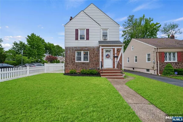 $549,000 | 2 High Street, Bloomfield, NJ 07003