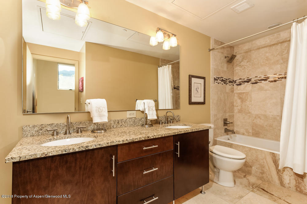 361 Robinson Street, Unit 302 Basalt, CO 81621 - Photo 9 of 17 361Robinson302_Small003