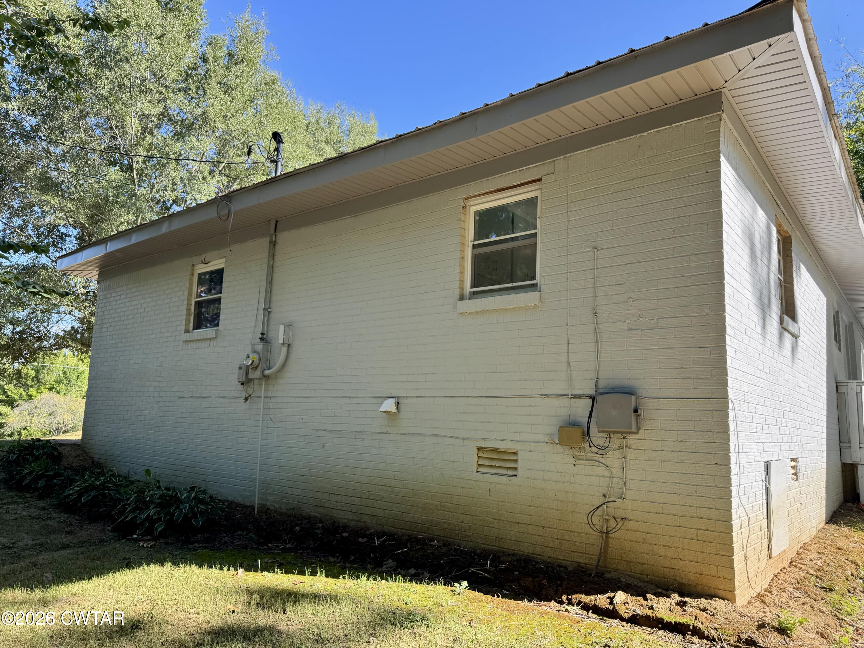 353 Simpson Road Dyersburg, TN 38024 - Photo 9 of 27 IMG_3646