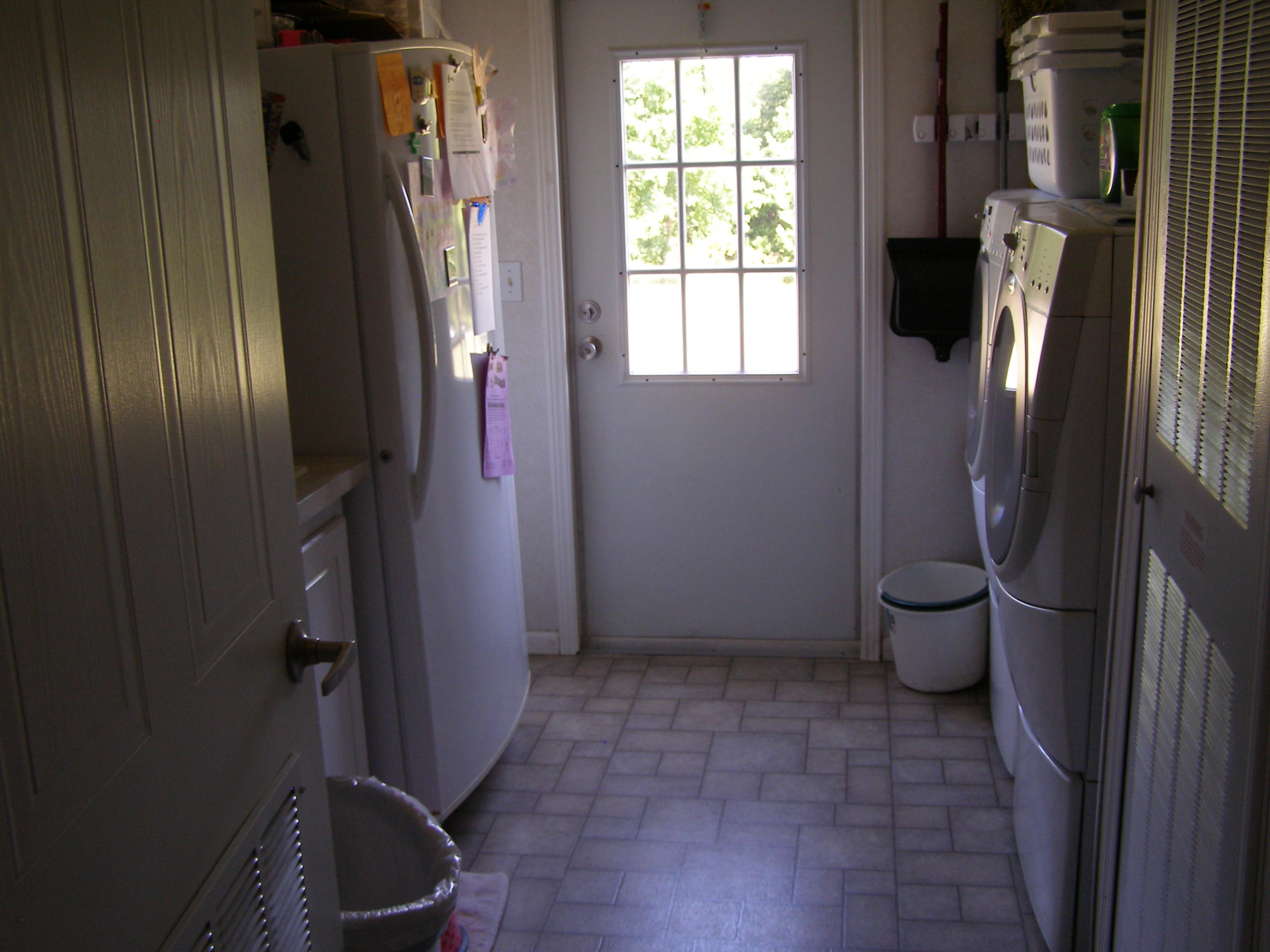 1121 State Line Road Baker, FL 32531 - Photo 23 of 25 a view of a bathroom with a toilet and a shower