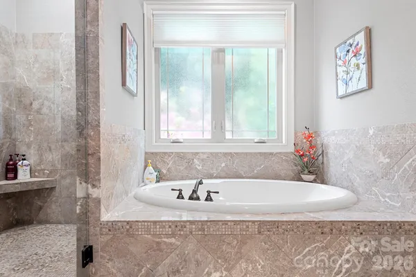 $2,350,000 | 1395 Strawberry Lane, Denver, NC 28037