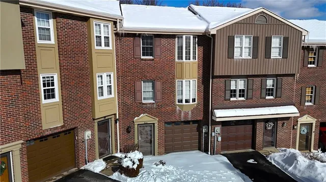 $189,900 | 12 Hennig Drive, Pittsburgh, PA 15236