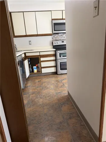 $189,900 | 12 Hennig Drive, Pittsburgh, PA 15236