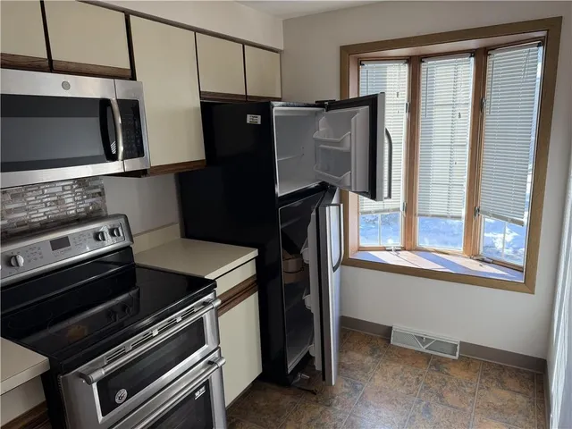 $189,900 | 12 Hennig Drive, Pittsburgh, PA 15236