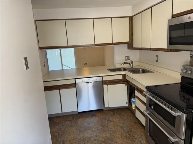 $189,900 | 12 Hennig Drive, Pittsburgh, PA 15236