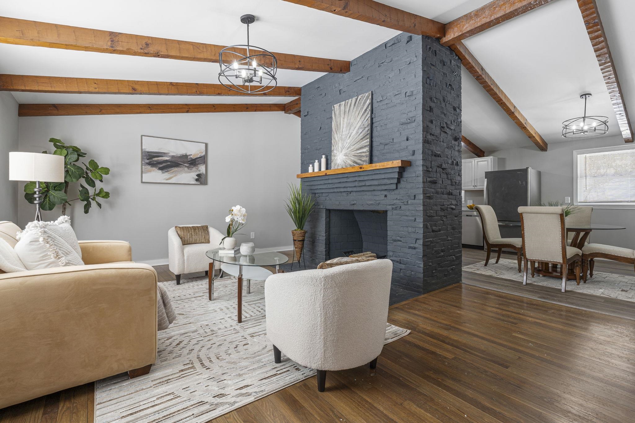 32 Chester Road Derry, NH 03038 - Photo 6 of 16