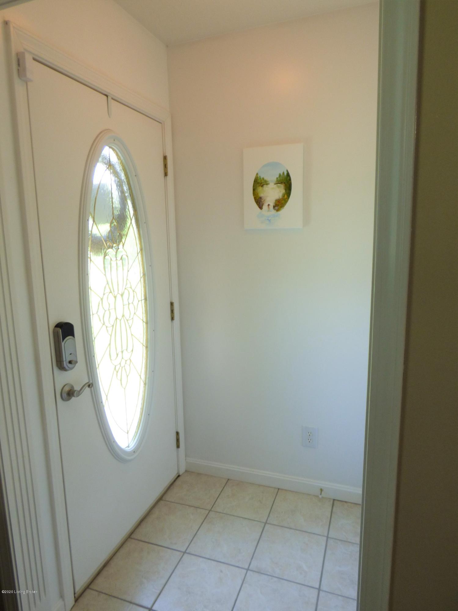 795 Greenbriar Road Mount Washington, KY 40047 - Photo 6 of 35 P1040950