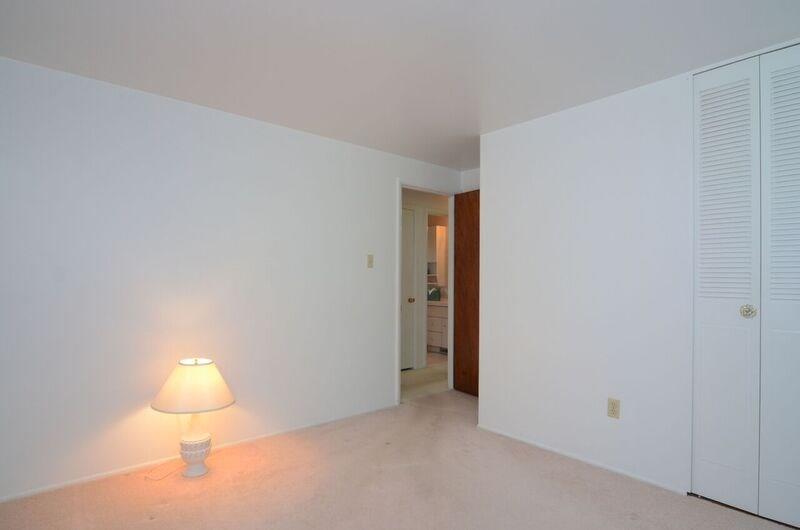200 Sheldon Avenue Green Tree, PA 15220 - Photo 12 of 25 Bedroom 2A