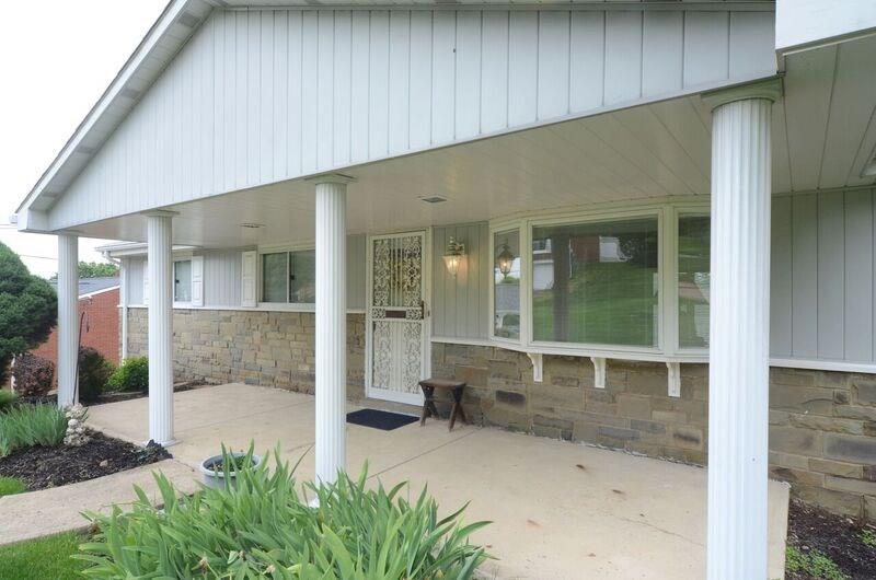 200 Sheldon Avenue Green Tree, PA 15220 - Photo 3 of 25 Covered Front Porch Bow Window