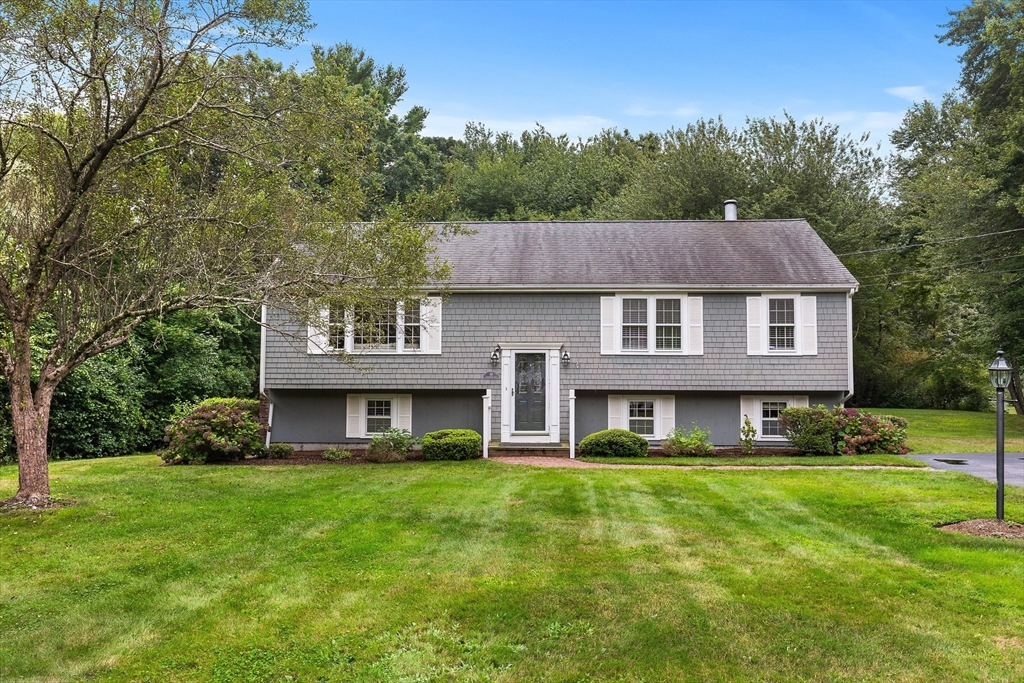 68 Cedarwood Road Hanover, MA 02339 - Photo 1 of 25 Gallery Image 1