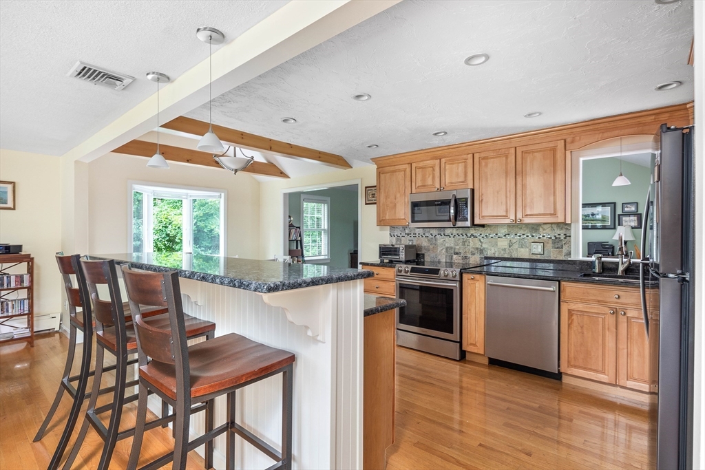 68 Cedarwood Road Hanover, MA 02339 - Photo 3 of 25 Gallery Image 3