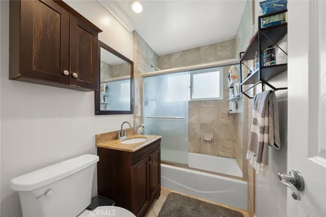 $4,500 | 2580 Westminster Avenue, Costa Mesa, CA 92627