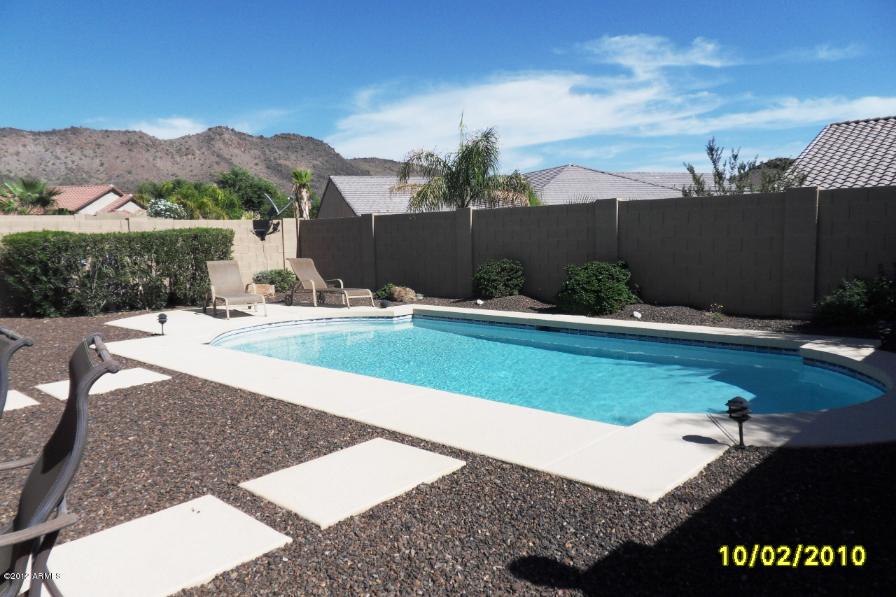 5229 West Red Bird Road Phoenix, AZ 85083 - Photo 8 of 25 SDC13631