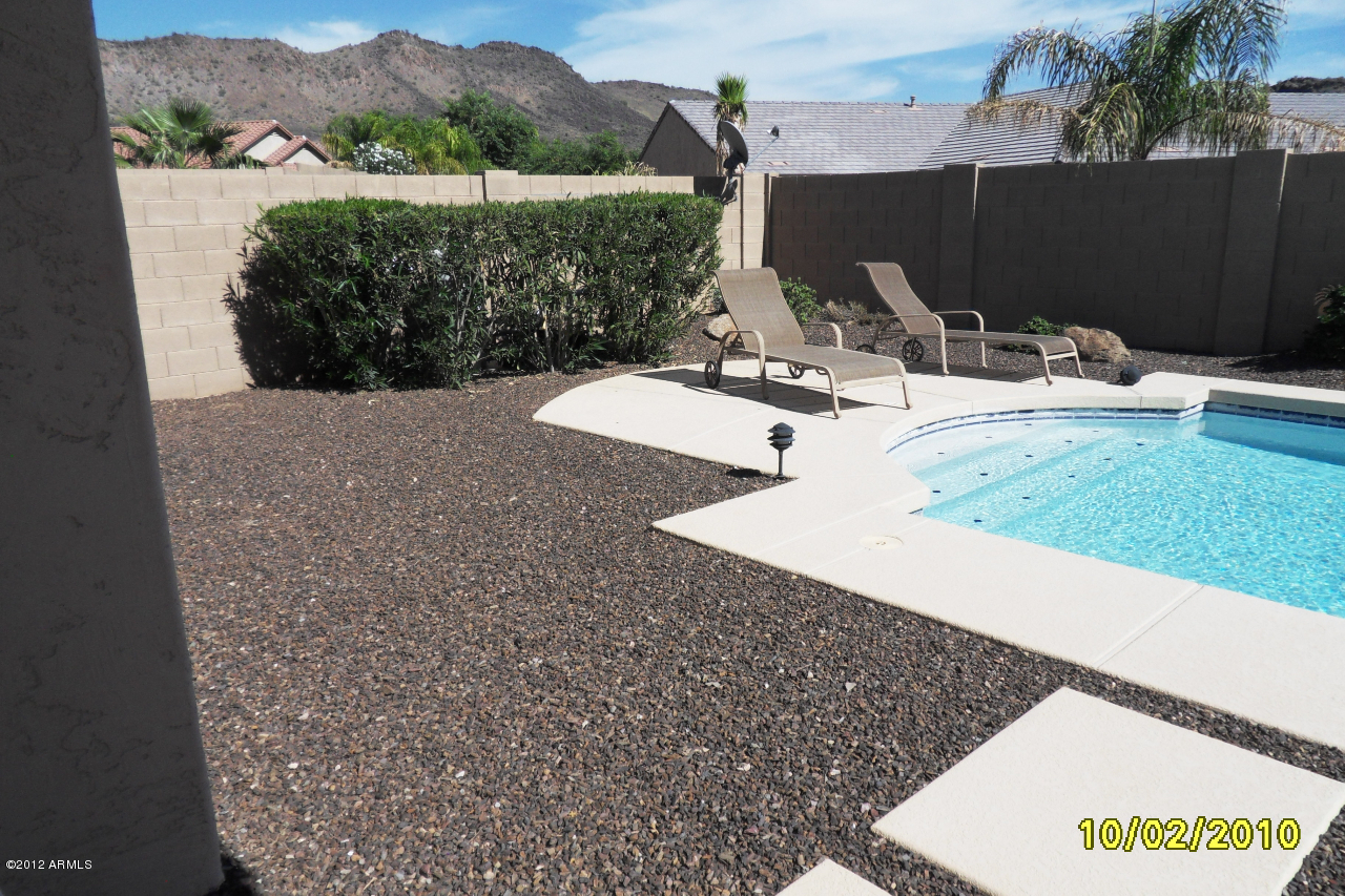 5229 West Red Bird Road Phoenix, AZ 85083 - Photo 10 of 25 SDC13633