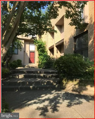 $3,100 | 3163 Colchester Brook Lane, Fairfax, VA 22031