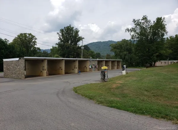 $450,000 | 19 Riverwood Road, Swannanoa, NC 28778