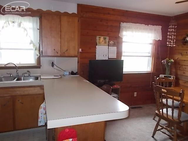 12294 West Mount Morris Road Flushing, MI 48433 - Photo 8 of 26 21290329-7.JPG