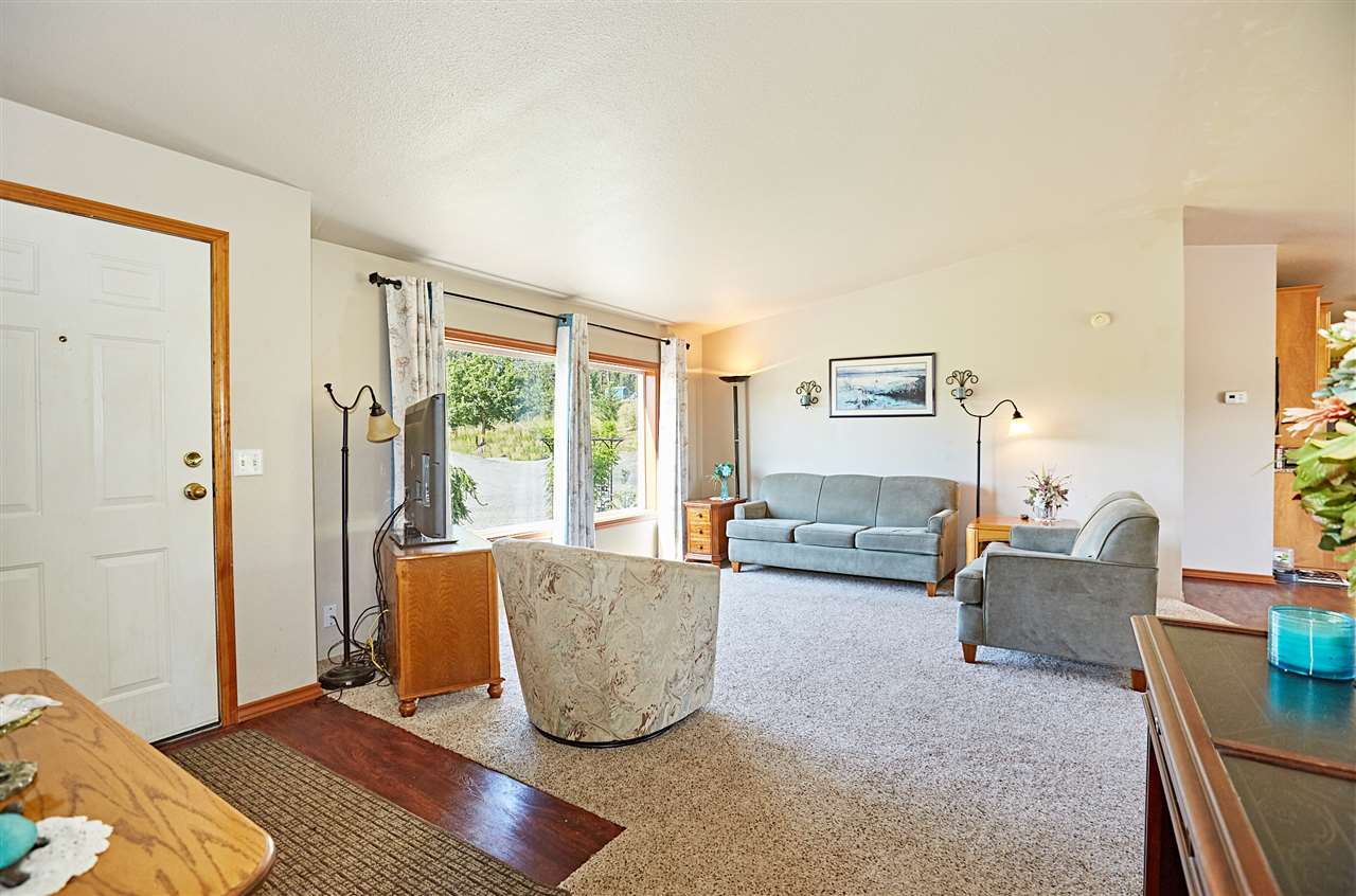 16404 North Madison Road Mead, WA 99021 - Photo 4 of 38