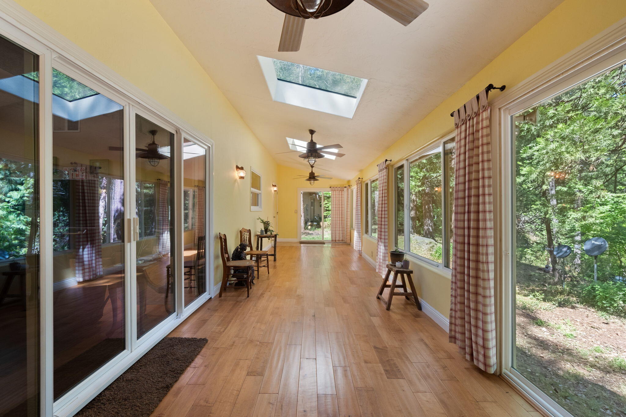 30303 Oak Run To Fern Road Whitmore, CA 96096 - Photo 22 of 75 a view of a balcony