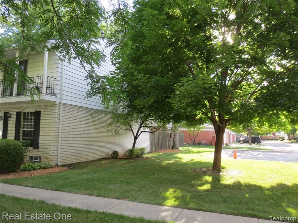 110 Longford Drive Rochester Hills, MI 48309 - Photo 2 of 30