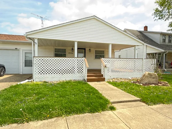$1,200 | 1216 North Cherry Street, Rushville, IN 46173