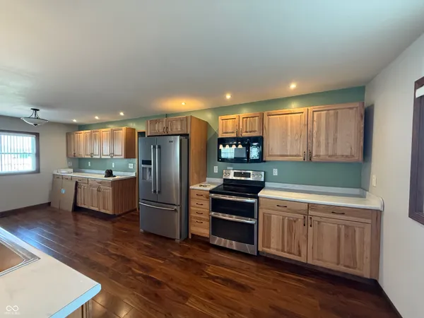 $1,200 | 1216 North Cherry Street, Rushville, IN 46173