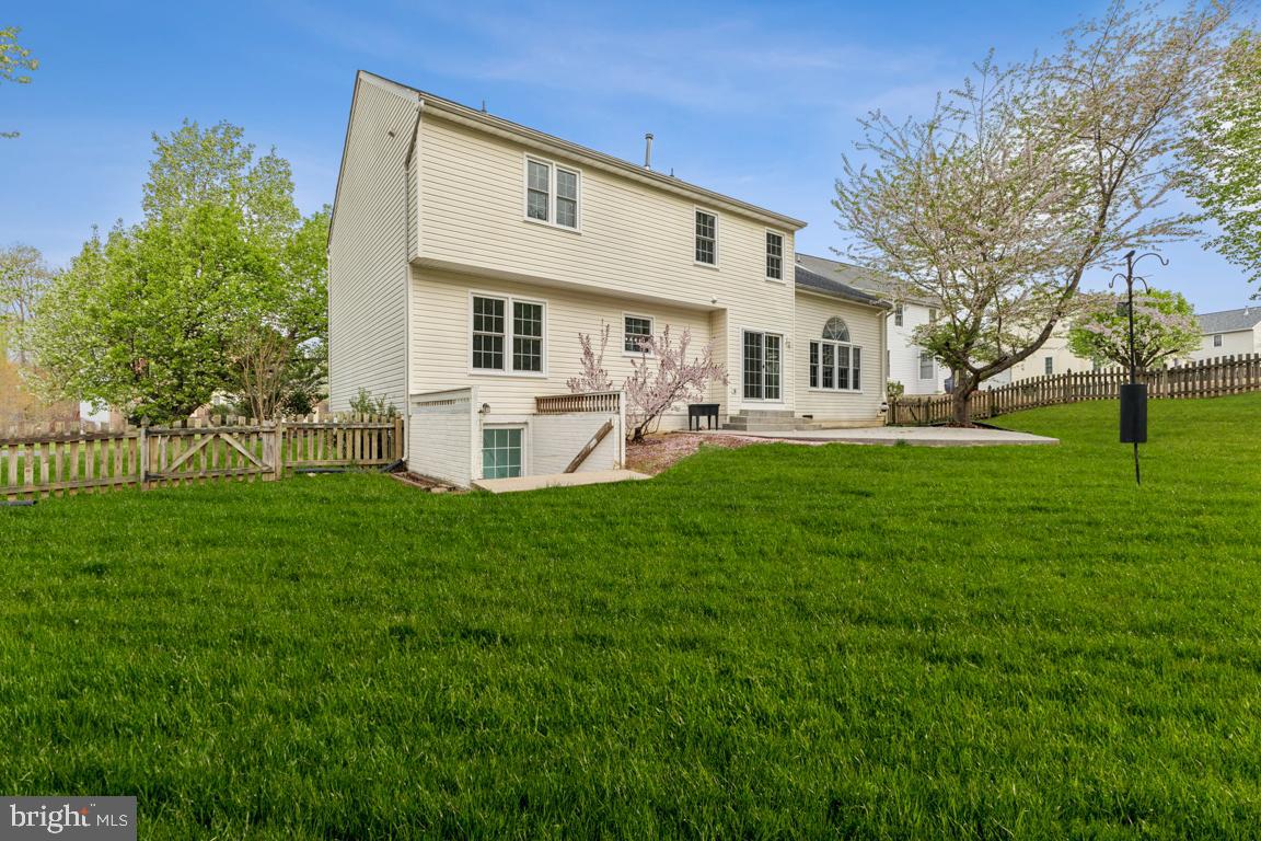 5 Basalt Drive Fredericksburg, VA 22406 - Photo 36 of 41 a front view of a house with patio