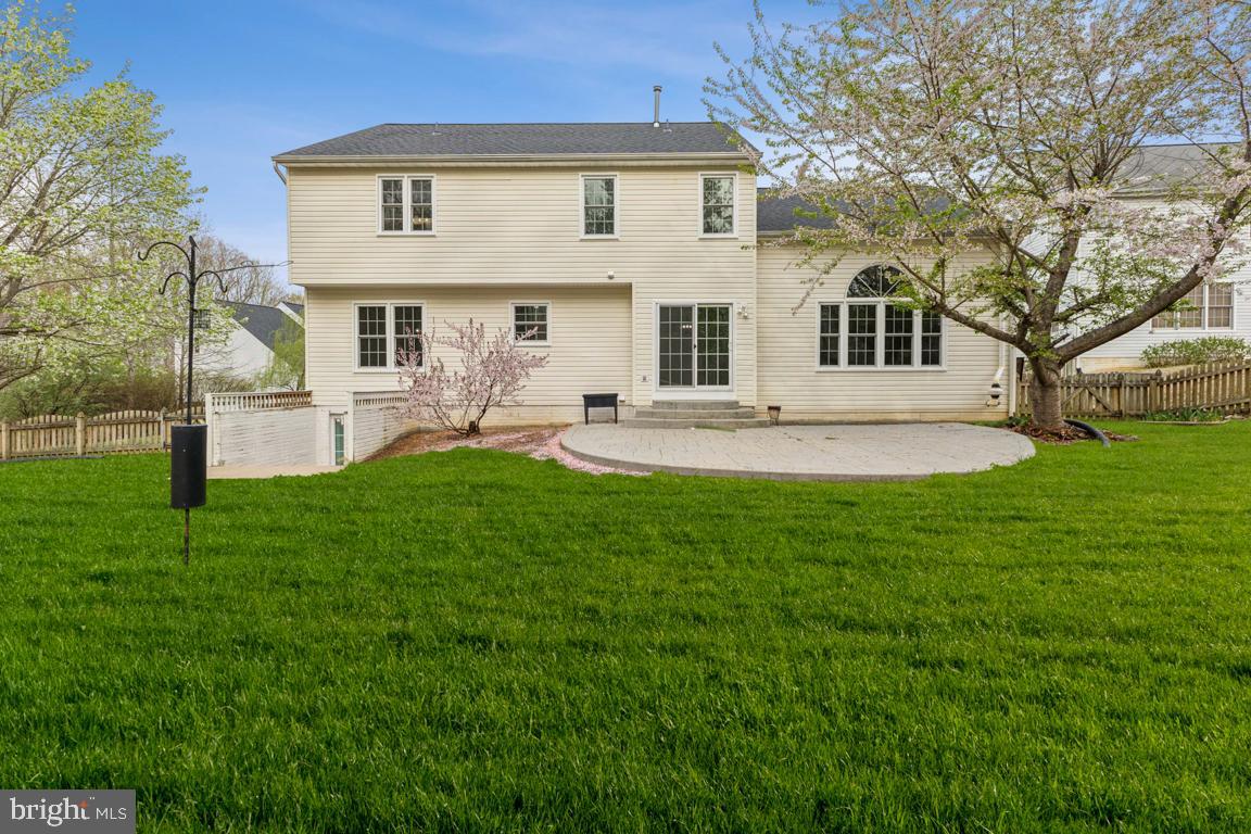 5 Basalt Drive Fredericksburg, VA 22406 - Photo 37 of 41 a front view of house with yard and outdoor seating