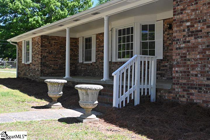 317 State Rd S-30-428 Clinton, SC 29325 - Photo 3 of 22