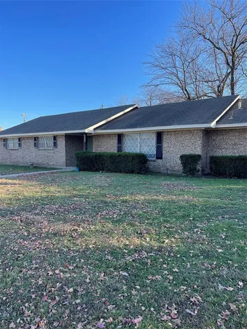 $2,150 | 105 Stiles Drive, Midlothian, TX 76065