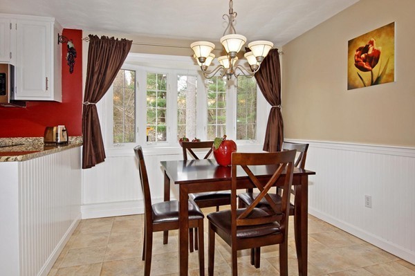 7 Gary Road Chelmsford, MA 01824 - Photo 5 of 26