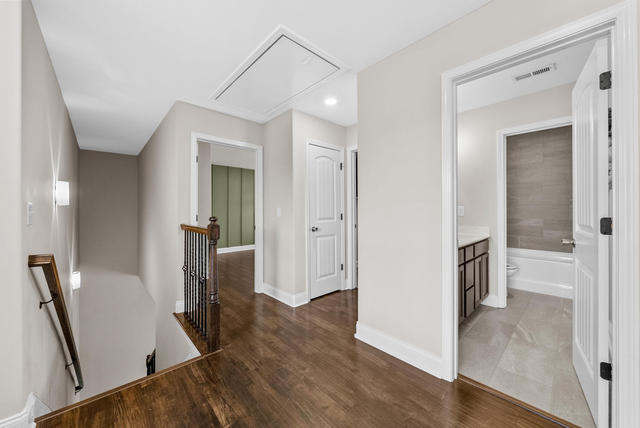 1197 Ewing Way Clarksville, TN 37043 - Photo 21 of 45 a view of a hallway with wooden floor and closet