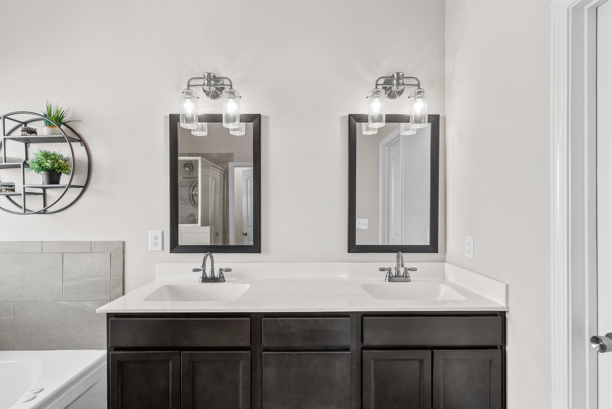 1197 Ewing Way Clarksville, TN 37043 - Photo 26 of 45 a bathroom with a sink and a mirror