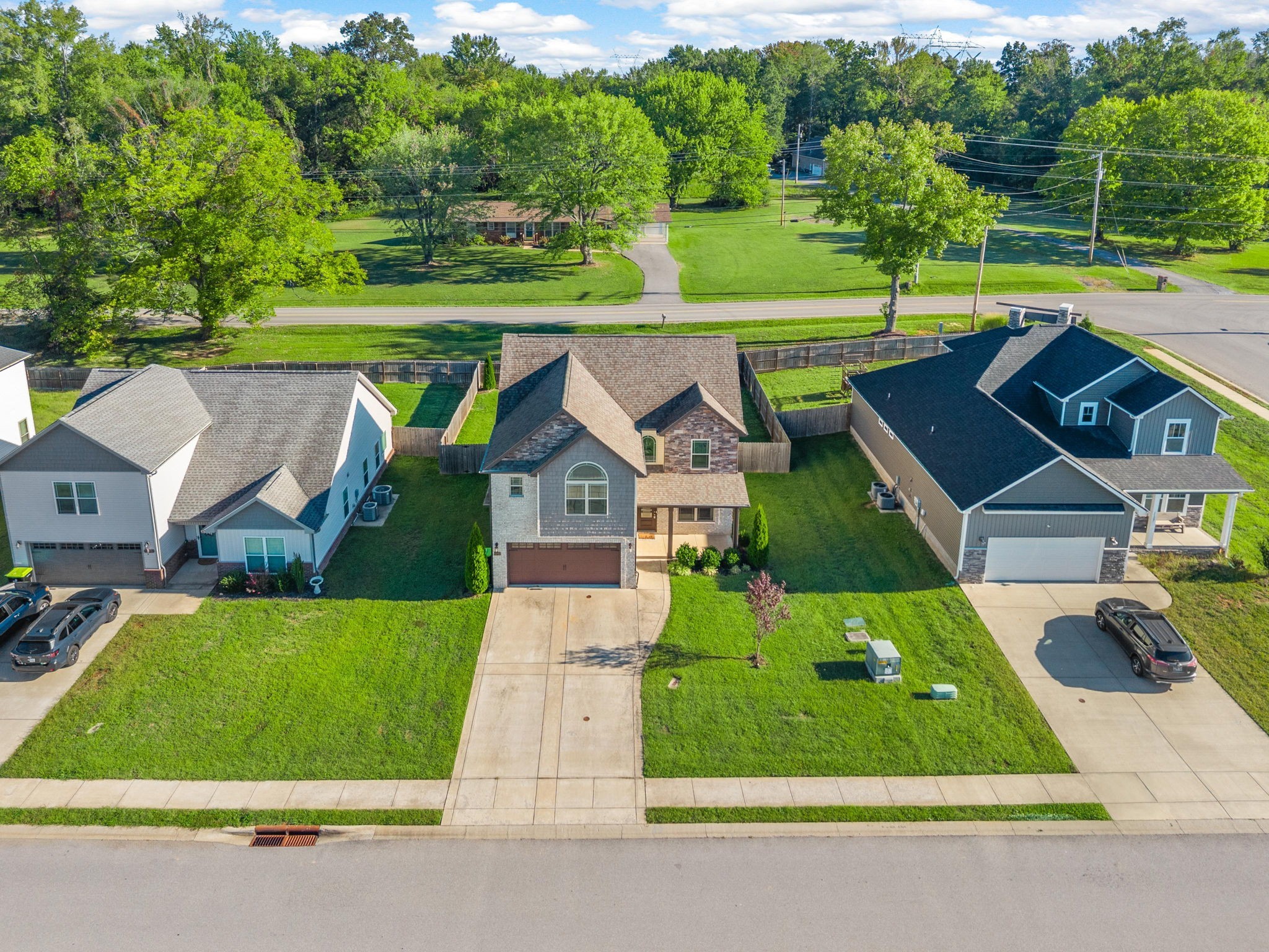 1197 Ewing Way Clarksville, TN 37043 - Photo 42 of 45 an aerial view of a house with a big yard