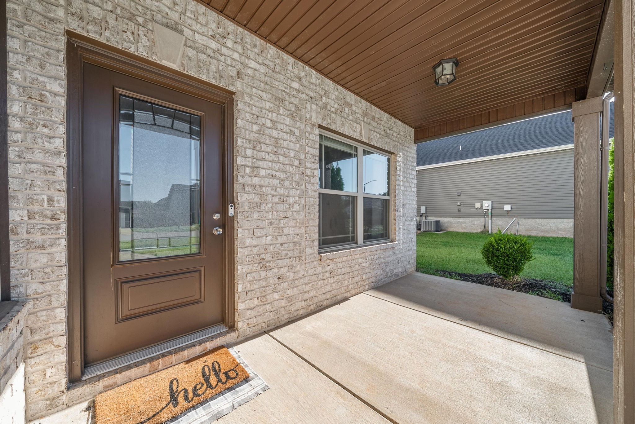 1197 Ewing Way Clarksville, TN 37043 - Photo 5 of 45 a view of backyard with potted plants