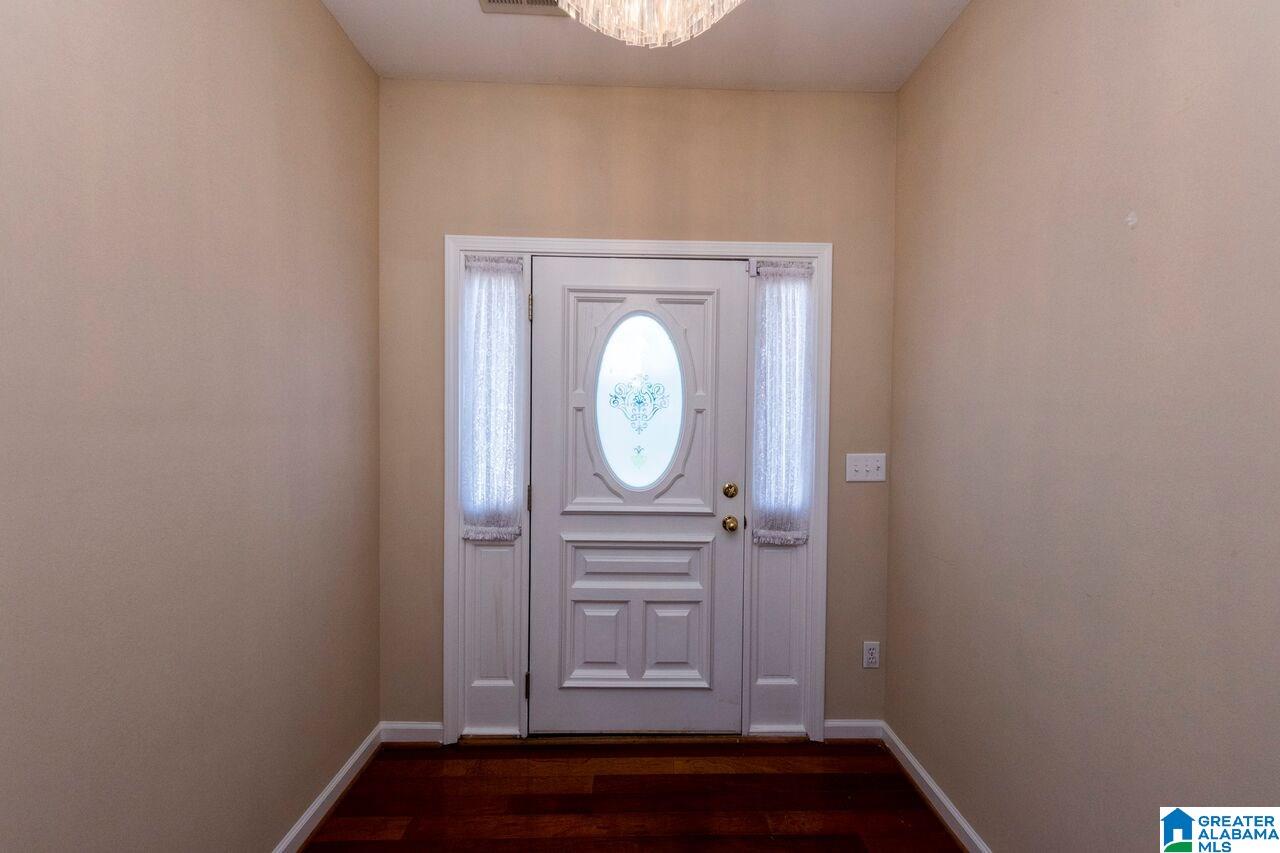 105 Spring Place Alabaster, AL 35007 - Photo 4 of 35