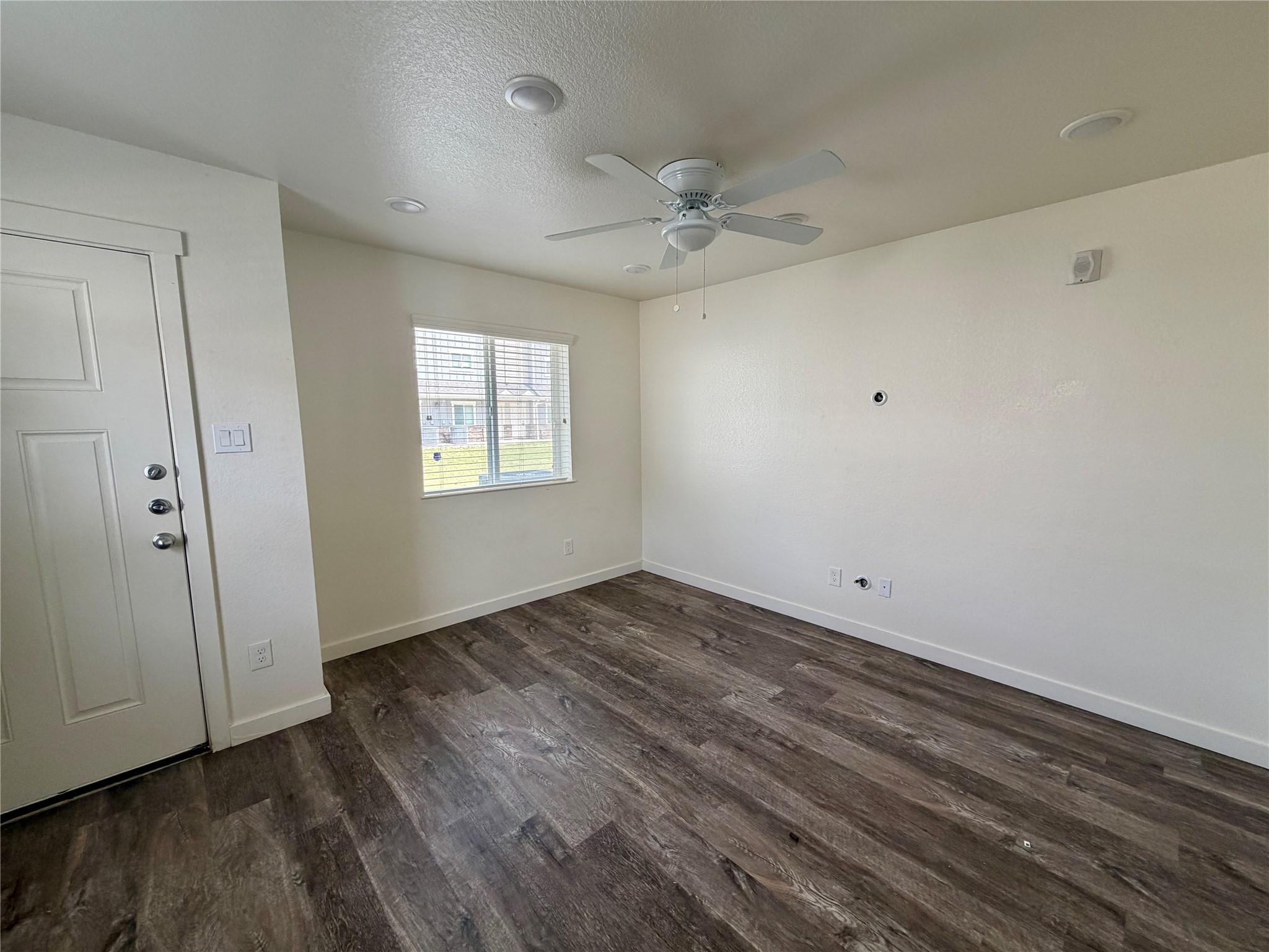 21155 Gosling Road, Unit 27D Spring, TX 77388 - Photo 3 of 19